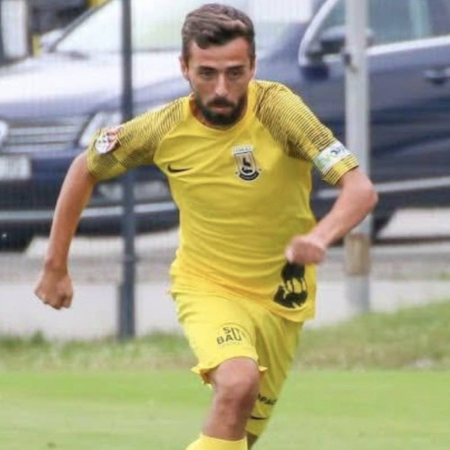 Licitație pentru echipamentul căpitanului Patrick Petre de la CSM Ceahlăul