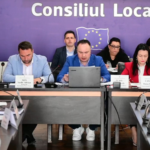 Consilierii pietreni se reunesc pentru investiții și planuri de iarnă