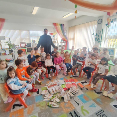 Grădinița Alexandrina Simionescu Ghica din Târgoviște a primit ajutor din partea parohiei locale