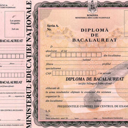 Anul acesta, diplomele de liceu vor avea coduri QR: Ministerul Educației cere verificarea datelor absolvenților înainte de eliberare