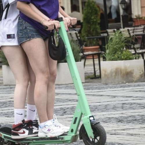 Permis special pentru trotinetă și bicicletă electrică, propus în Parlament
