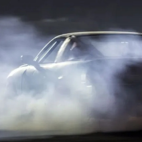 Clujenii reclamă cursele ilegale și zgomotul șoferilor pe străzile orașului