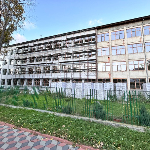 Lucrări urgente la Liceul de Artă Ștefan Luchian din Botoșani din cauza problemelor structurale
