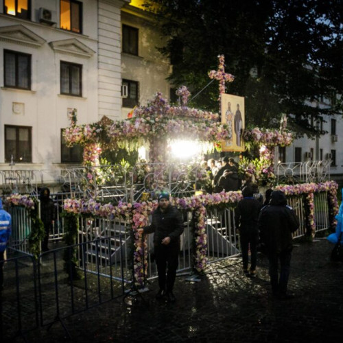 Iașul, între tradiție și brand: Sfânta Parascheva ca simbol al credinței și bunătății