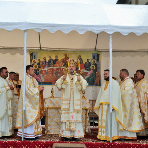 Biserica din Rozavlea a fost sfințită în prezența Preasfințitului Vasile Bizău