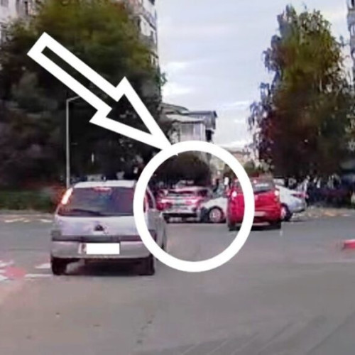 Accident rutier la intersecția Bulevardului Independenței cu strada Peneș Curcanul