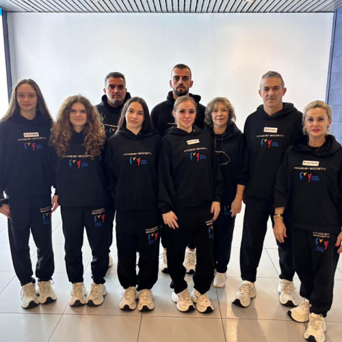 România participă cu patru gimnaste la competiții internaționale de profil