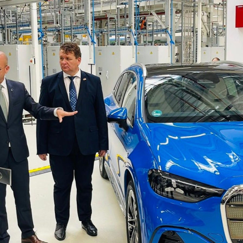 Mercedes-Benz extinde producția de motoare electrice la Sebeș pentru modelul GLC full-electric