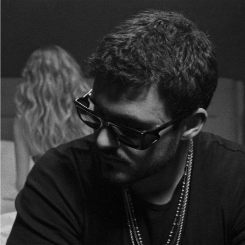 Mario și Calinacho lansează piesa „Zece”, o declarație sinceră de dragoste