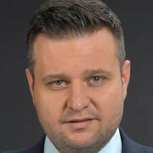 Președintele AUR Sibiu Sebastian Suciu demisionează din funcție și din partid