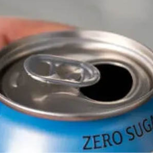 Consumul zilnic de sucuri dietetice crește riscul de boli hepatice, avertizează studiul