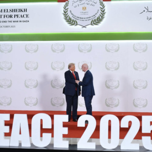 Gianni Infantino participă la summitul pentru pace de la Sharm El-Sheikh alături de lideri mondiali