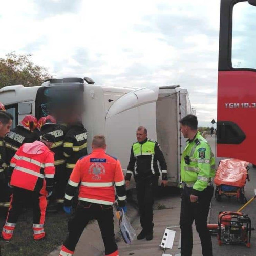 Accident grav între două camioane pe autostrada A3 în Cluj