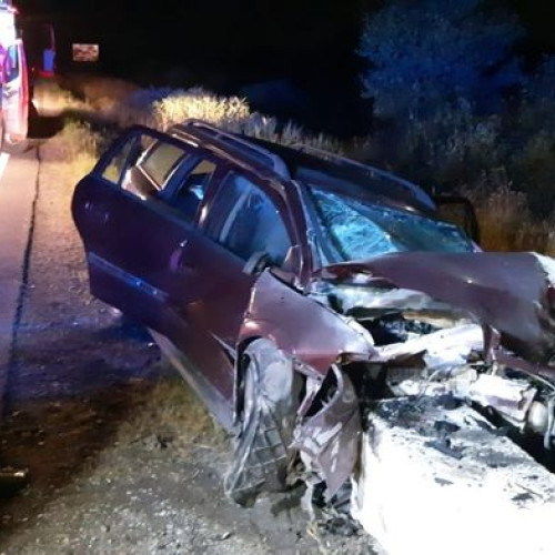 Un copil și tatăl său au fost răniți într-un accident pe Drumul Județean 282, județul Botoșani