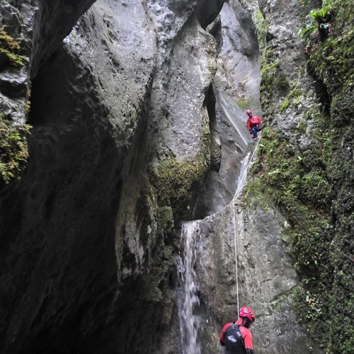 Exercițiu de salvare în canioane cu echipe din patru județe