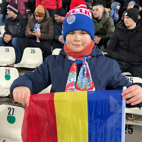 Băiat de 11 ani și mama sa au nevoie de ajutor pentru tratamente costisitoare