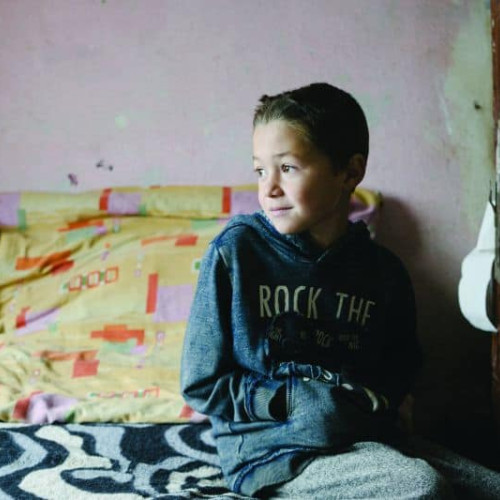 Un copil din trei în România este expus riscului de sărăcie în 2024