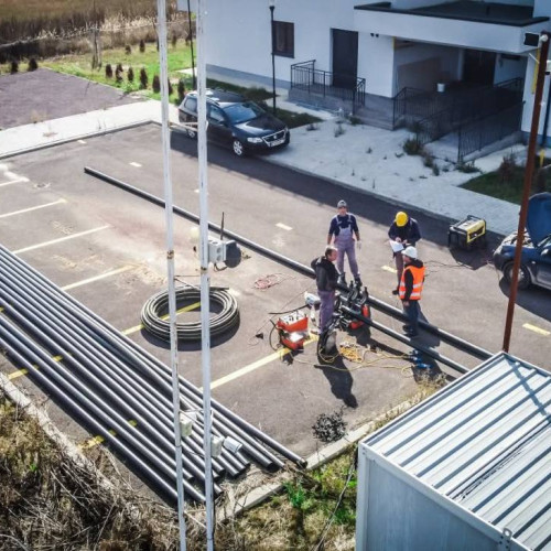 Au început lucrările de racordare la gaz pentru blocul social din cartierul Fusea, Titu