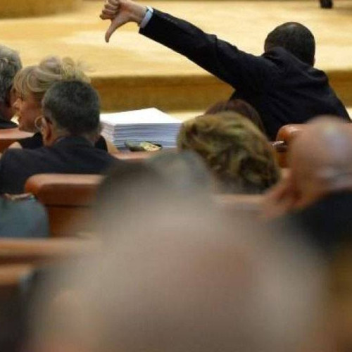 AUR depune moțiune împotriva ministrului agriculturii, dar primește critici dure din opoziție