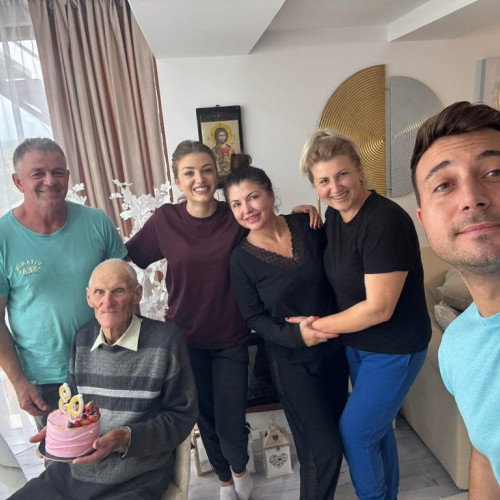 Bunicul Codruței Sanfira-Filip a împlinit 93 de ani în familie