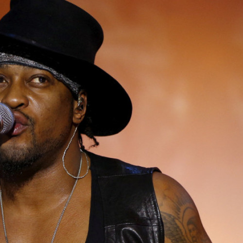 Cântărețul american D'Angelo a murit la 51 de ani din cauza unui cancer pancreatic