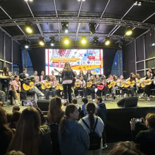 Copiii din Berceni învață tradiții prin ateliere și spectacole culturale