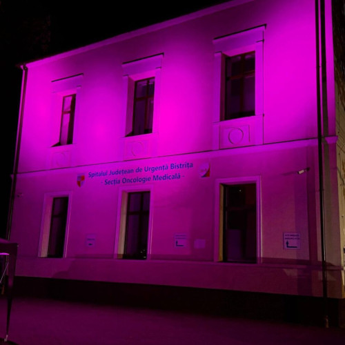 Octombrie marchează Luna Roz, dedicată prevenirii cancerului de sân