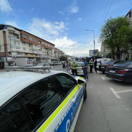 Băiat de 13 ani agresat în stradă lângă un fast-food din Târgu Jiu