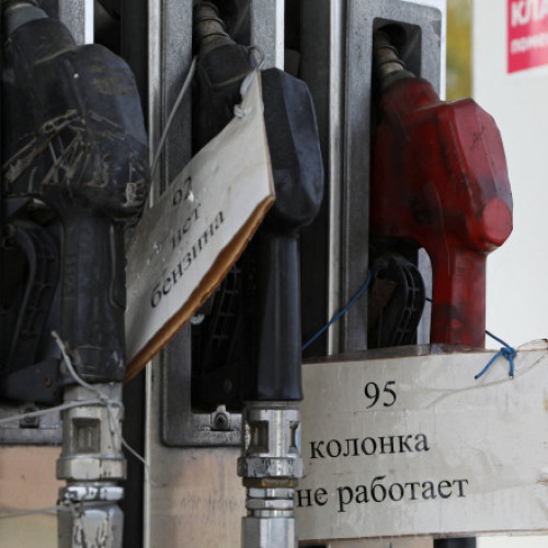 Donald Trump și Andrei Caramitru anticipează prăbușirea economiei Rusiei