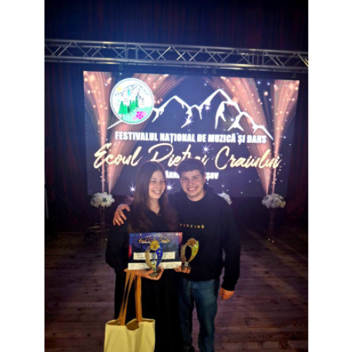 Elevi de la școala Vincerò premiați la Festivalul Ecoul Pietrei Craiului