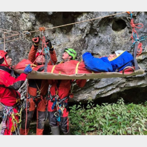 Roșia a găzduit Școala Națională Salvaspeo pentru tehnicieni speologi