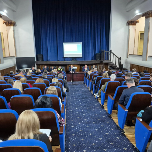 Ședință importantă a directorilor din învățământul gorjean la Târgu Jiu