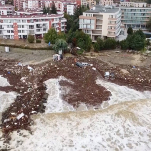 Avertizare meteo pentru sudul litoralului bulgar din cauza ploilor abundente