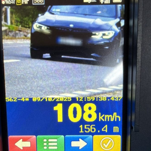 Bărbat prins în Cavnic conducând cu viteză și sub influența unei substanțe interzise