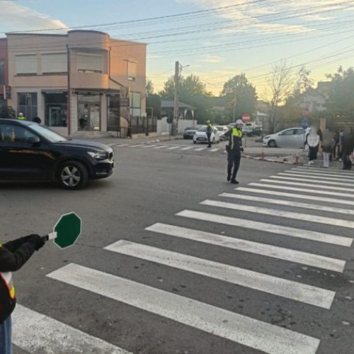 Polițiștii din Vrancea au educat elevii Școlii „Ion Basgan” în privința siguranței rutiere