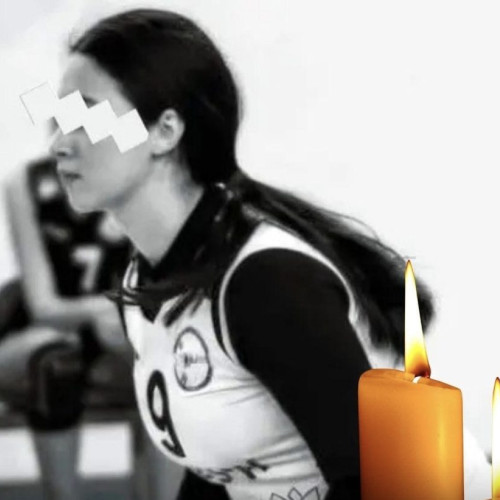 Aplauze și lacrimi pentru Medeea Cristina, elevă din Blaj răpusă de boală