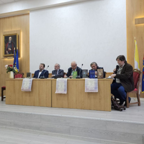 Lansare triplă de carte la Oradea sub patronajul episcopului Virgil Bercea