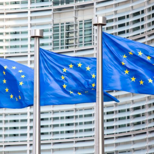 Comisar european propune folosirea activelor ruseşti blocate pentru reconstrucţia Ucrainei