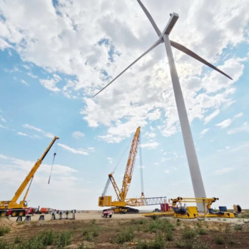 Apple investește în energie verde prin proiecte eoliene și solare în Europa