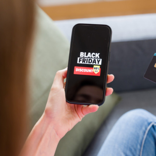 Black Friday 2025: cumpărători sfătuiți să verifice reducerile autentice și să evite capcanele online