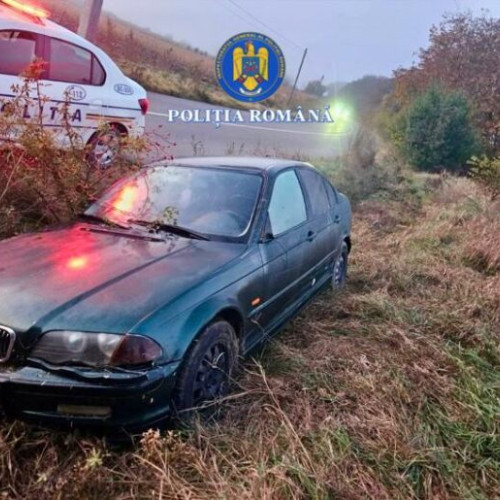 Tânăr din Bacău reținut pentru conducere fără permis și cu număr fals de înmatriculare