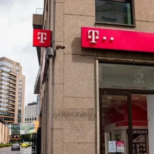 Bărbat din Florești reclamată Telekom pentru lipsa semnalului de internet mobil