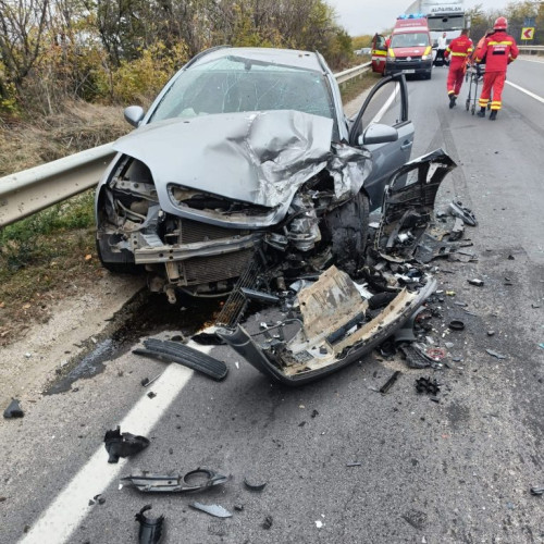 Trafic complet blocat pe DN6 în Dolj din cauza unui accident cu trei autovehicule