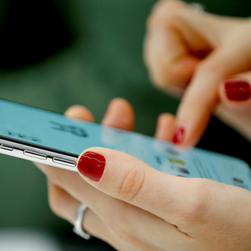 Înșelăciune complexă la Galați: o femeie păcălită să contracteze credit de 90.000 de lei