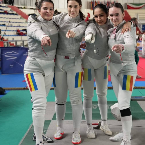 Echipa feminină de sabie a României, clasată pe locul cinci la Europenele de cadeți
