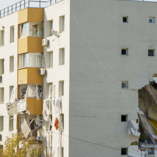 Locatarii din Rahova reclamă neglijența Distrigaz înainte de explozia fatală