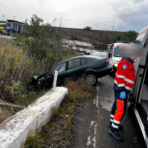 Trei persoane rănite într-un accident rutier pe DN22E87, lângă Complexul Lebăda