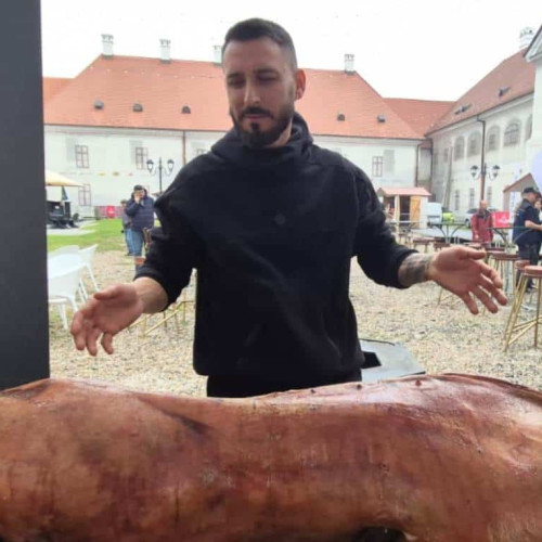 Festival din Țara Vinului la Alba Iulia cu porc la proțap și degustări diverse