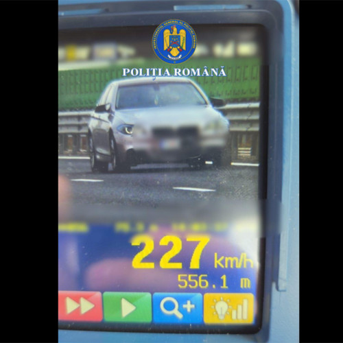 Un tânăr prins conducând cu 227 km/h pe autostrada A0, în Ilfov