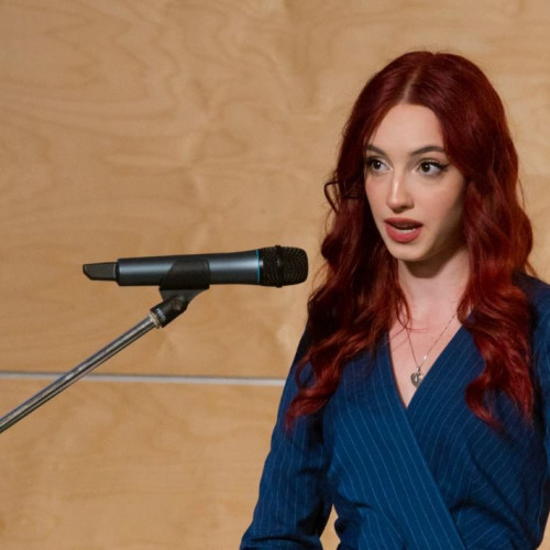 Gala Învățământului reunește elevi și oficiali sub înaltul patronaj al Familiei Regale